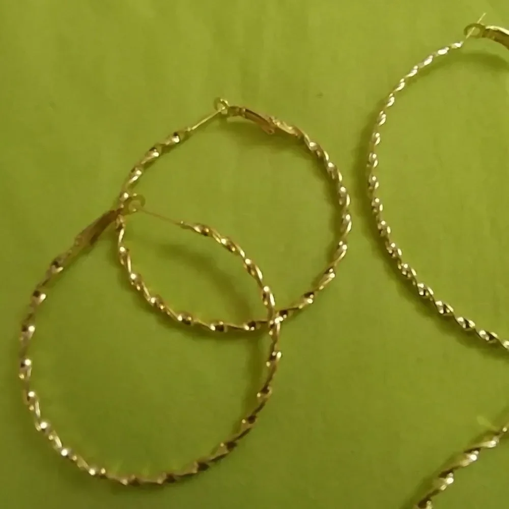 One Pair of twist gold hoops